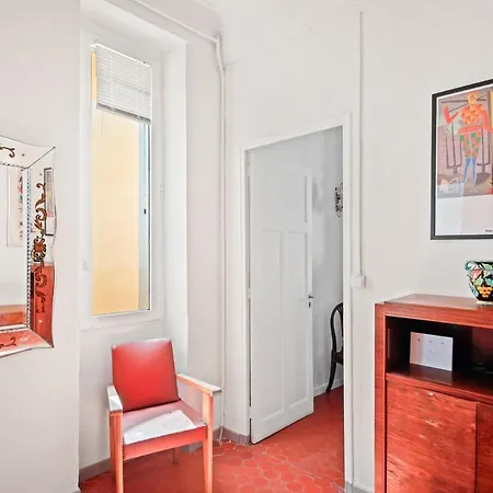 Apartamento Escapade Elegante Dans Un Ecrin D Histoire *