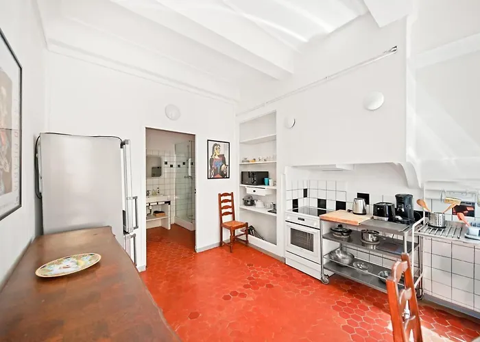 Escapade Elegante Dans Un Ecrin D Histoire Lägenhet *